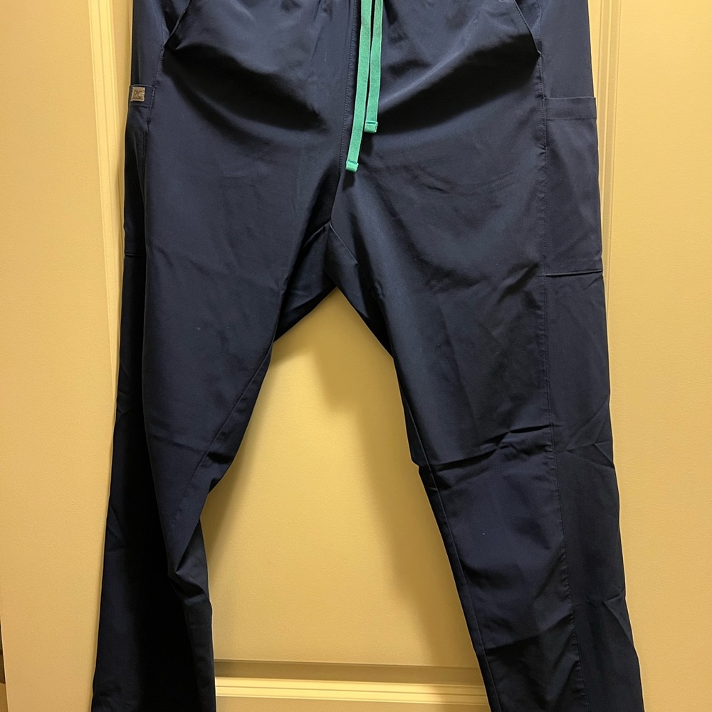Epic Women’s Navy Blue Straight Leg Scrub Pant